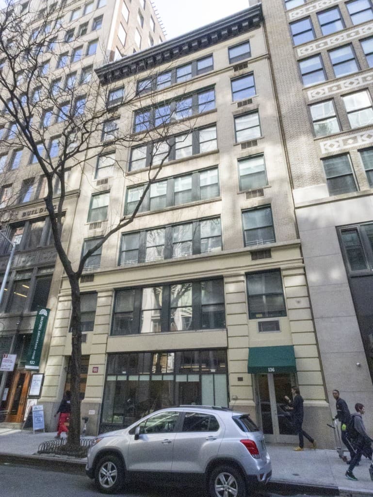 136 West 22nd Street — $2.1M Retail (2013) 136 West 22nd Street Retail sold for $2.1M - Investment Sale (2013) to Private in Chelsea - Skyline Properties NYC commercial real estate
